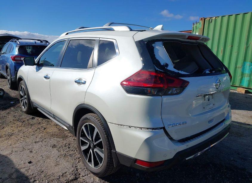 Photo 3 of 2019 Nissan Rogue SL (VIN 5N1AT2MTXKC824242)