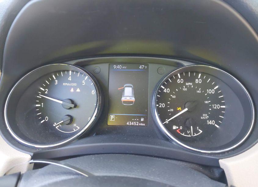 Photo 7 of 2019 Nissan Rogue SL (VIN 5N1AT2MTXKC824242)