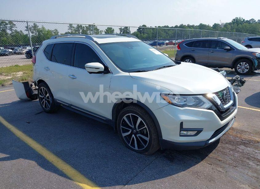 2020 Nissan Rogue SL FWD (VIN 5N1AT2MTXLC709092) main photo