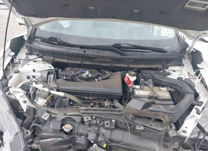 Photo 10 of 2020 Nissan Rogue SV FWD (VIN 5N1AT2MTXLC742738)