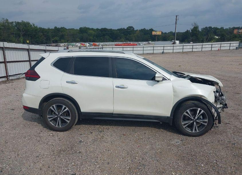 Photo 14 of 2020 Nissan Rogue SV FWD (VIN 5N1AT2MTXLC742738)