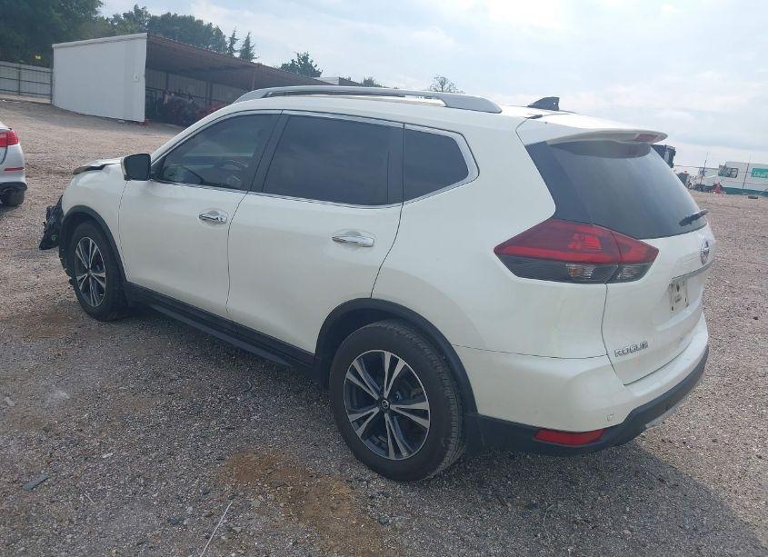 Photo 3 of 2020 Nissan Rogue SV FWD (VIN 5N1AT2MTXLC742738)