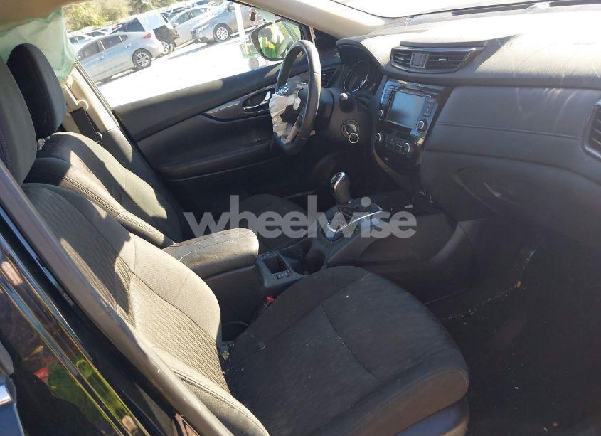 Photo 5 of 2020 Nissan Rogue S FWD (VIN 5N1AT2MTXLC752654)