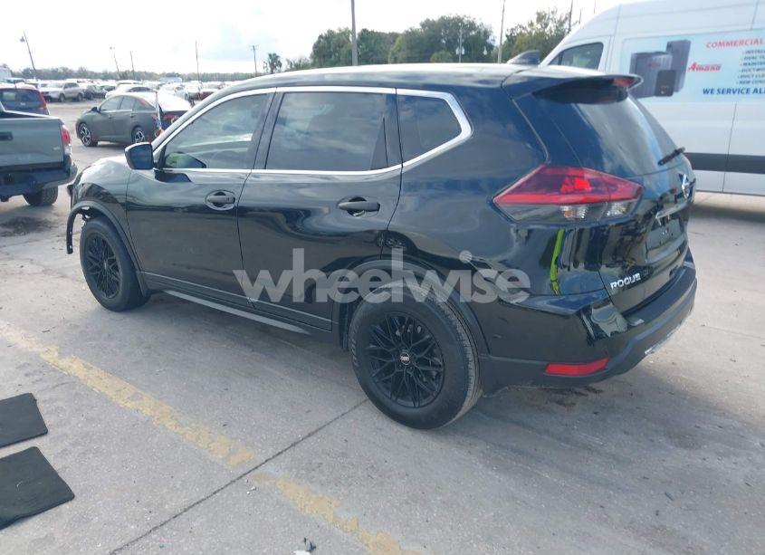 Photo 3 of 2020 Nissan Rogue S FWD (VIN 5N1AT2MTXLC786612)