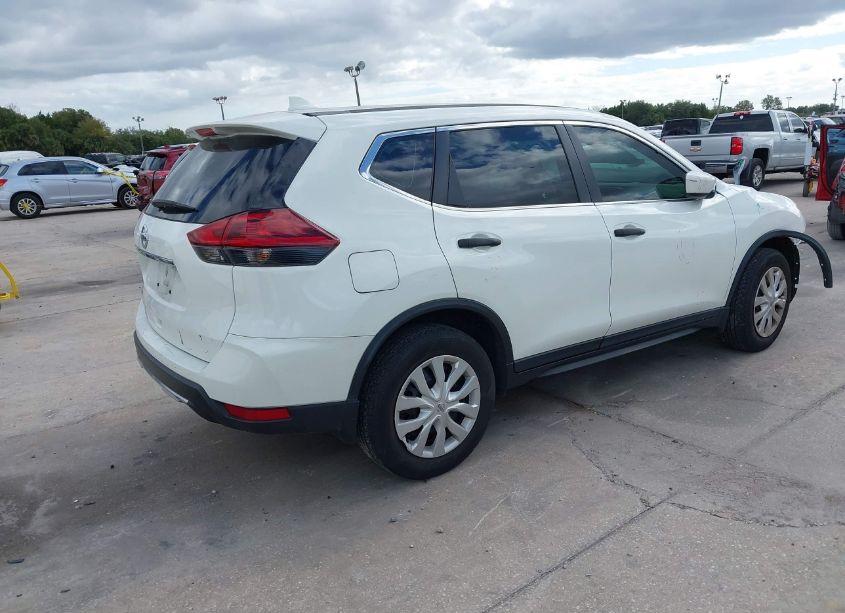 Photo 4 of 2020 Nissan Rogue S FWD (VIN 5N1AT2MTXLC815199)