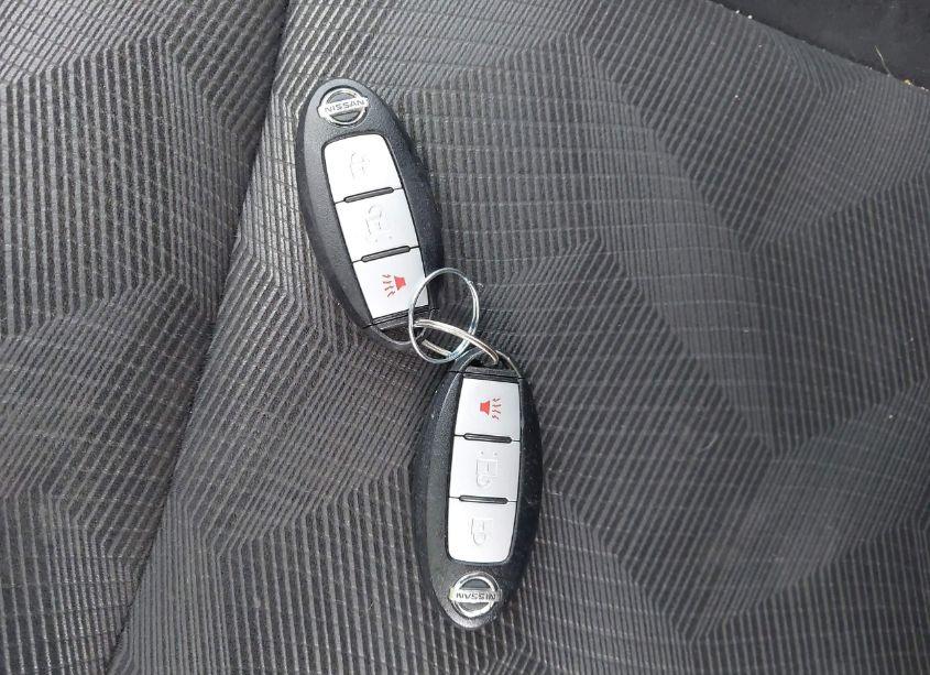 Photo 11 of 2014 Nissan Rogue SV (VIN 5N1AT2MV0EC769726)