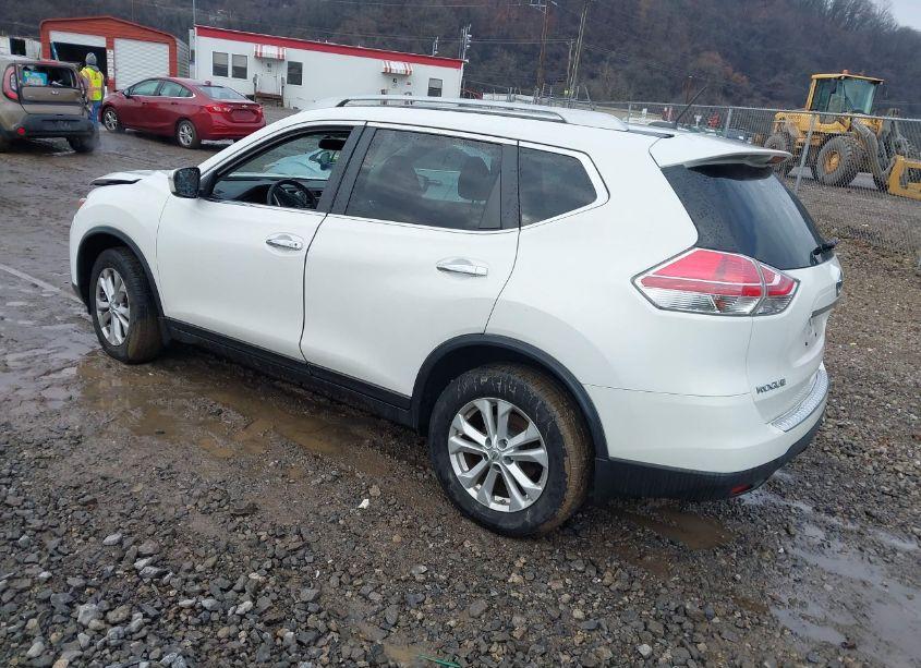 Photo 3 of 2014 Nissan Rogue SV (VIN 5N1AT2MV0EC769726)