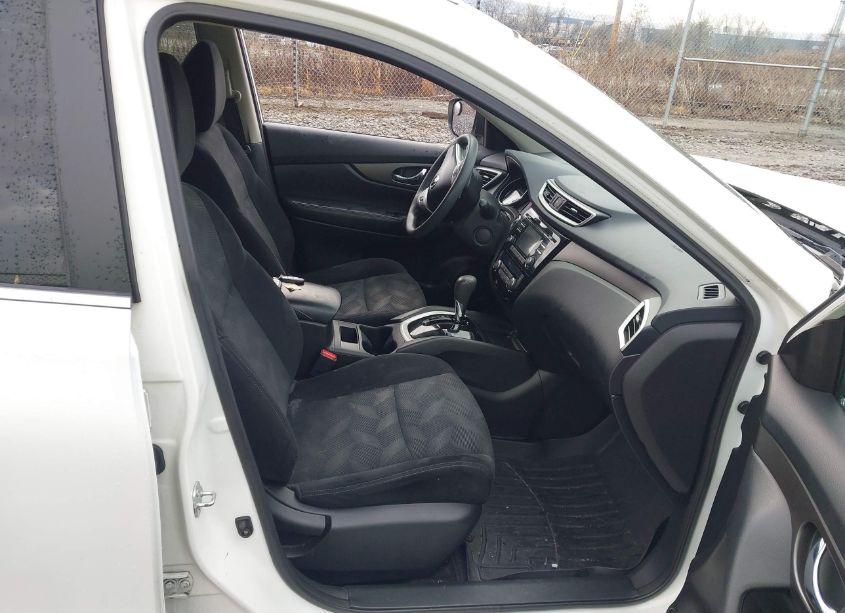 Photo 5 of 2014 Nissan Rogue SV (VIN 5N1AT2MV0EC769726)