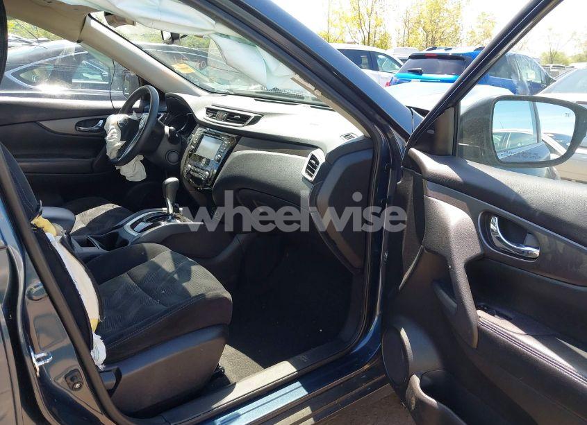 Photo 5 of 2014 Nissan Rogue SV (VIN 5N1AT2MV0EC779530)