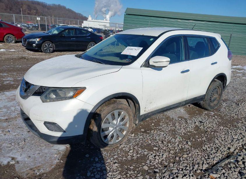 Photo 2 of 2014 Nissan Rogue S (VIN 5N1AT2MV0EC860768)