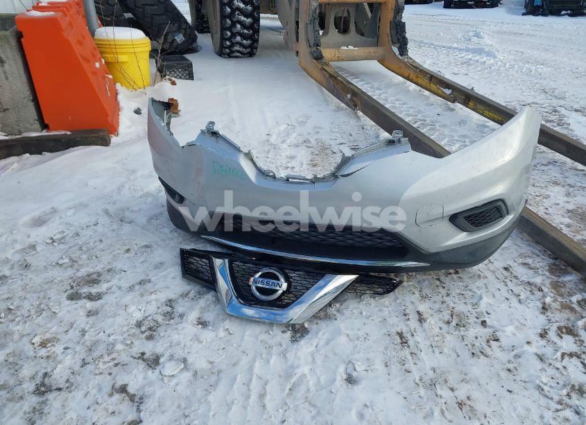 Photo 12 of 2015 Nissan Rogue SV (VIN 5N1AT2MV0FC787810)