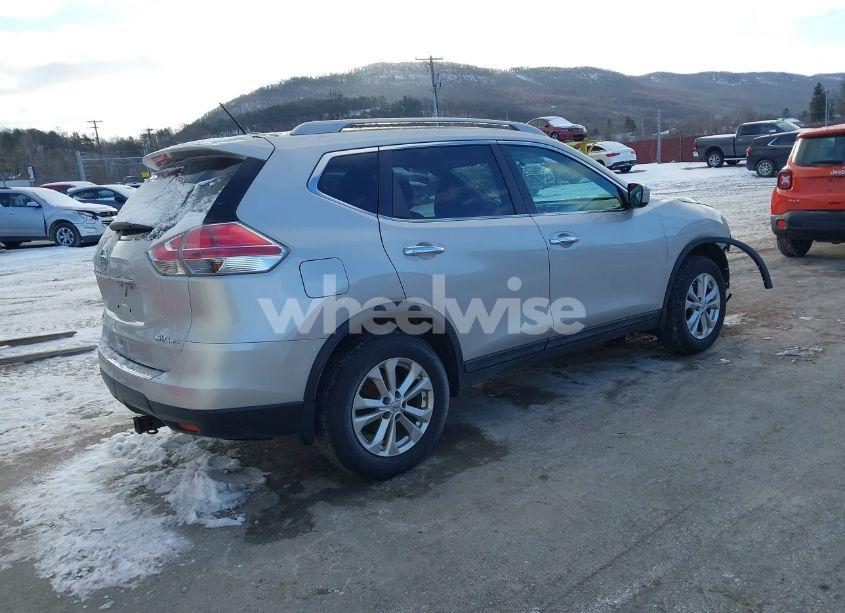 Photo 4 of 2015 Nissan Rogue SV (VIN 5N1AT2MV0FC787810)
