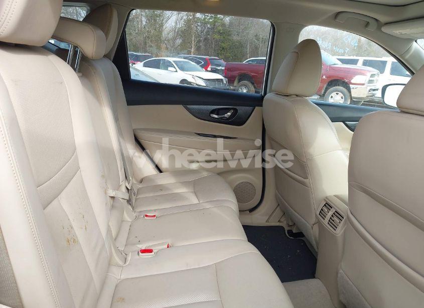 Photo 8 of 2015 Nissan Rogue SL (VIN 5N1AT2MV0FC821681)