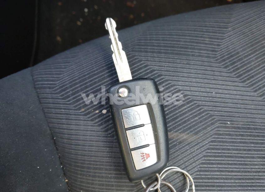 Photo 11 of 2015 Nissan Rogue S (VIN 5N1AT2MV0FC823835)