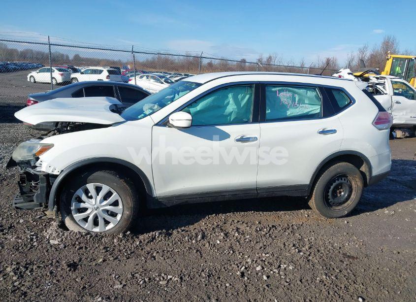 Photo 15 of 2015 Nissan Rogue S (VIN 5N1AT2MV0FC823835)