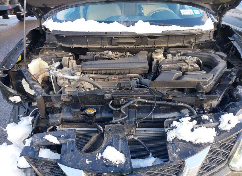 Photo 10 of 2015 Nissan Rogue SV (VIN 5N1AT2MV0FC823995)