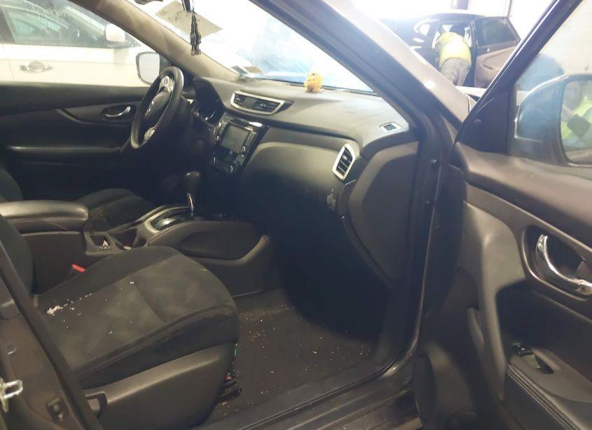 Photo 5 of 2015 Nissan Rogue SV (VIN 5N1AT2MV0FC895652)