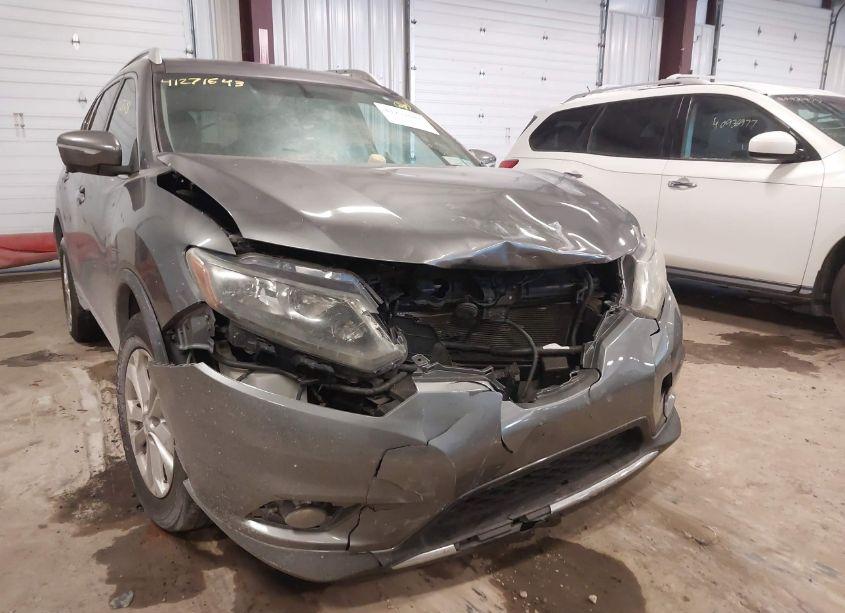 Photo 6 of 2015 Nissan Rogue SV (VIN 5N1AT2MV0FC895652)