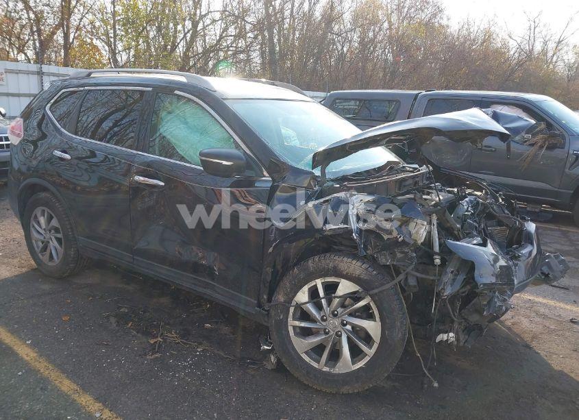 2015 Nissan Rogue SL (VIN 5N1AT2MV0FC920159) main photo