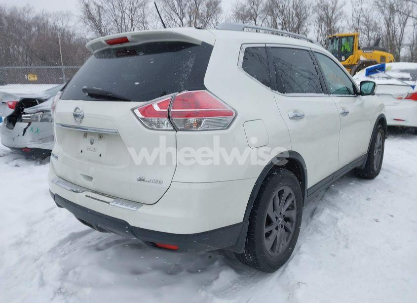 Photo 4 of 2016 Nissan Rogue SL (VIN 5N1AT2MV0GC733232)