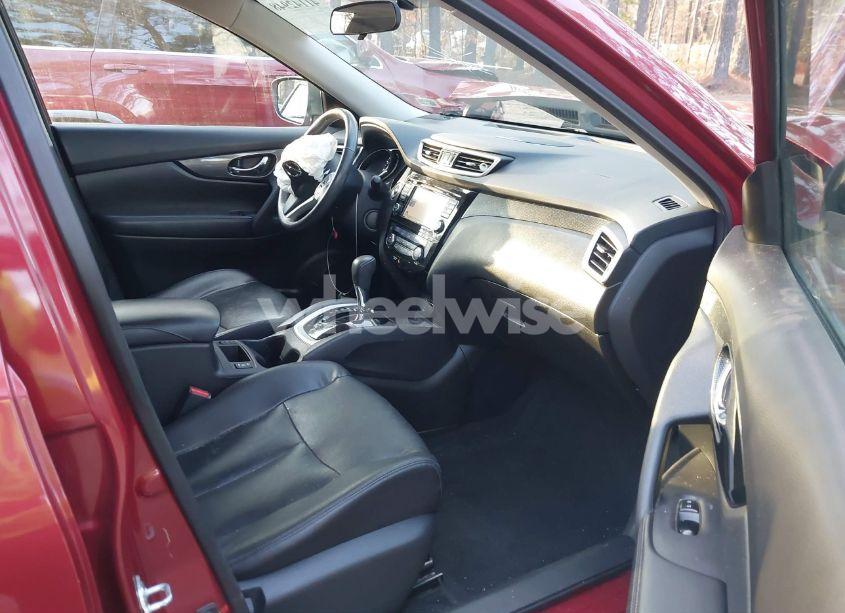 Photo 5 of 2016 Nissan Rogue SL (VIN 5N1AT2MV0GC757935)