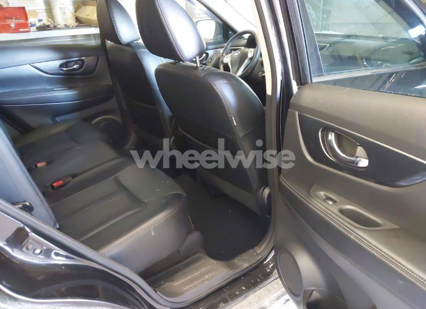 Photo 8 of 2016 Nissan Rogue SL (VIN 5N1AT2MV0GC788893)