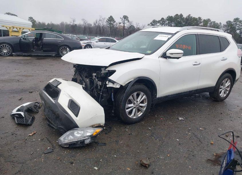 Photo 2 of 2016 Nissan Rogue SV (VIN 5N1AT2MV0GC814568)