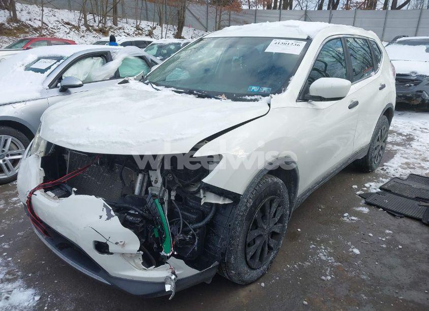 Photo 2 of 2016 Nissan Rogue S (VIN 5N1AT2MV0GC834044)