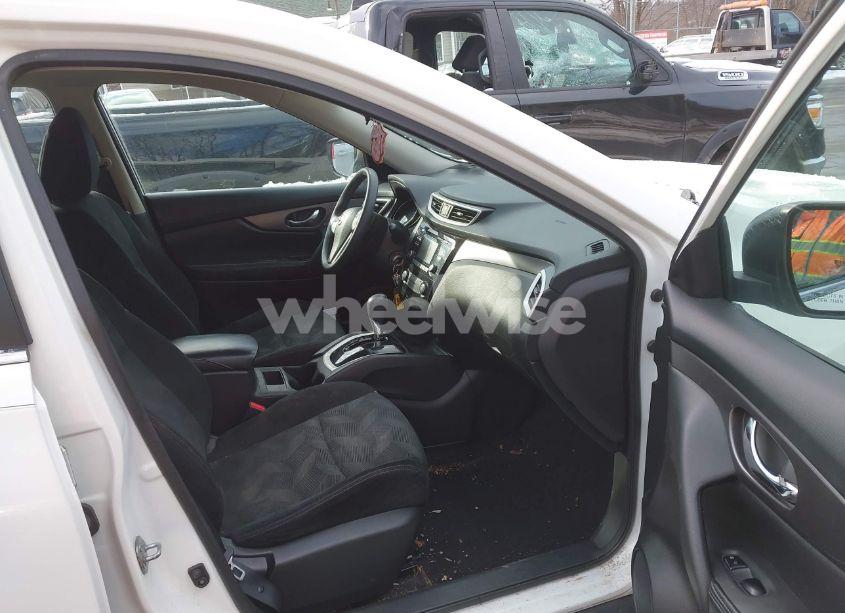 Photo 5 of 2016 Nissan Rogue S (VIN 5N1AT2MV0GC834044)