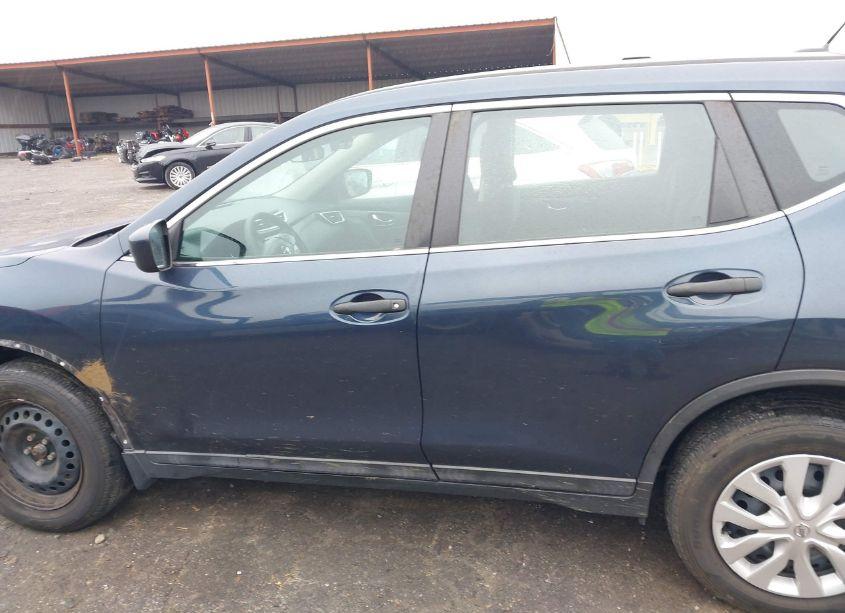 Photo 14 of 2016 Nissan Rogue S (VIN 5N1AT2MV0GC847179)