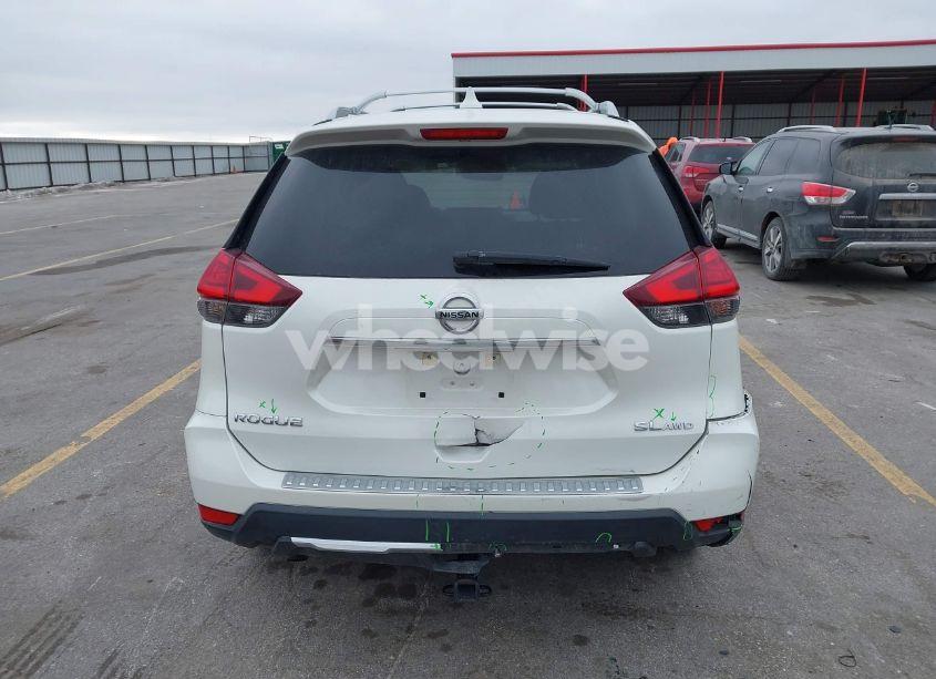 Photo 17 of 2017 Nissan Rogue SL (VIN 5N1AT2MV0HC759945)