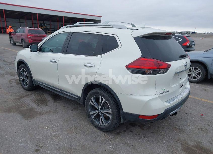 Photo 3 of 2017 Nissan Rogue SL (VIN 5N1AT2MV0HC759945)