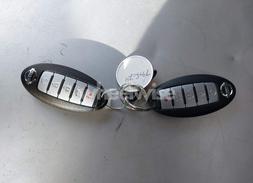 Photo 11 of 2017 Nissan Rogue SV (VIN 5N1AT2MV0HC781394)