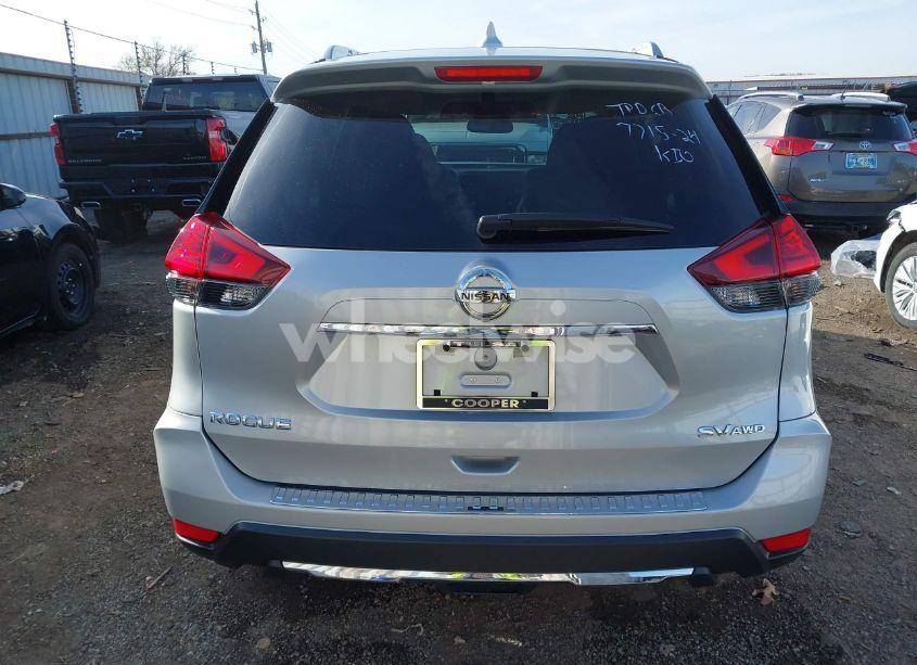 Photo 17 of 2017 Nissan Rogue SV (VIN 5N1AT2MV0HC781394)