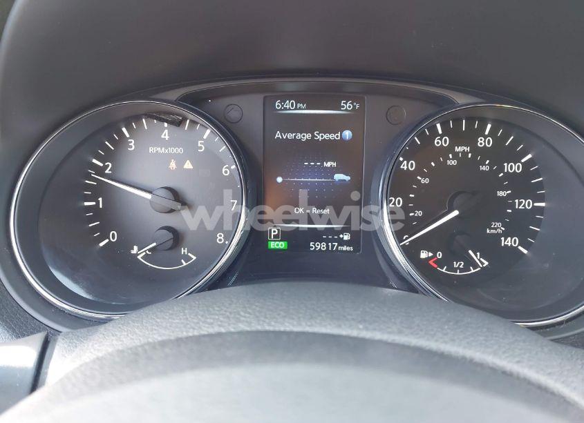 Photo 7 of 2017 Nissan Rogue SV (VIN 5N1AT2MV0HC781394)