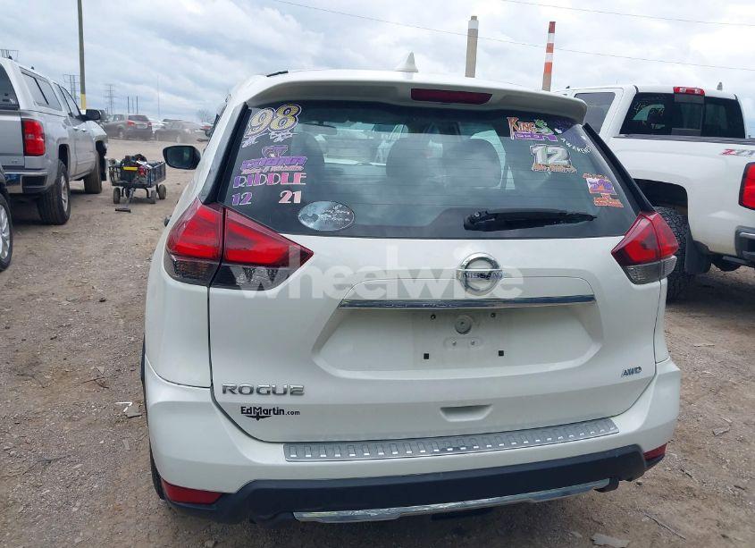 Photo 16 of 2017 Nissan Rogue S (VIN 5N1AT2MV0HC800381)