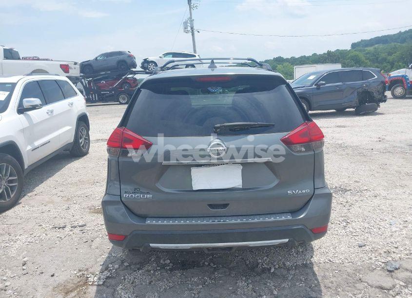 Photo 16 of 2017 Nissan Rogue SV (VIN 5N1AT2MV0HC819190)