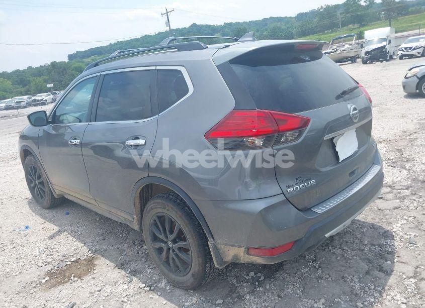 Photo 3 of 2017 Nissan Rogue SV (VIN 5N1AT2MV0HC819190)