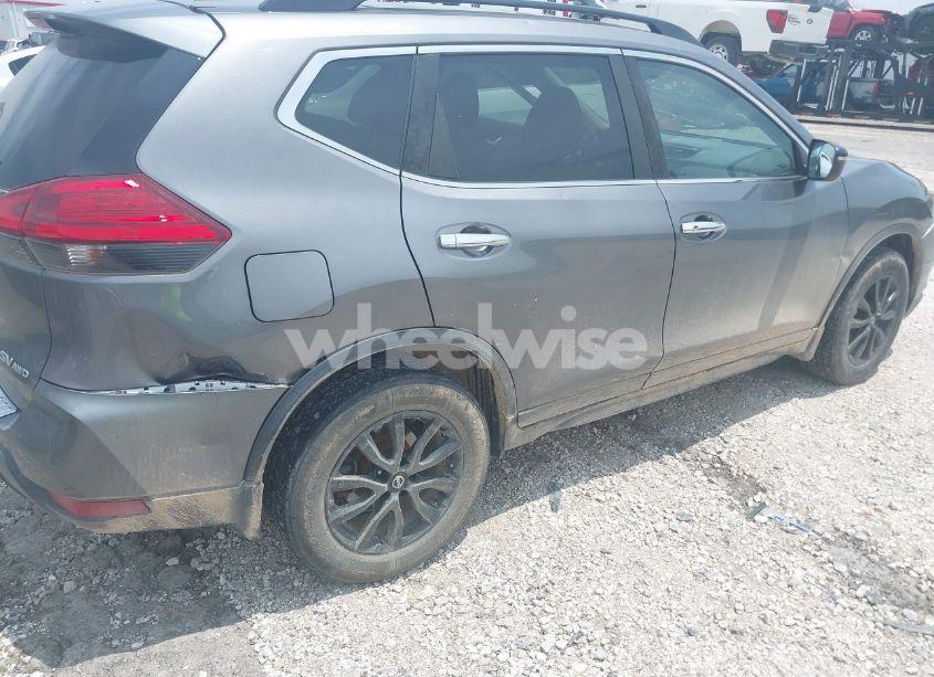 Photo 6 of 2017 Nissan Rogue SV (VIN 5N1AT2MV0HC819190)