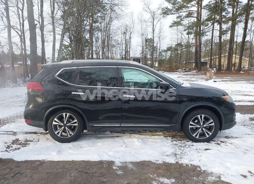 Photo 13 of 2017 Nissan Rogue SL (VIN 5N1AT2MV0HC840377)