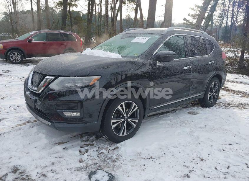 Photo 2 of 2017 Nissan Rogue SL (VIN 5N1AT2MV0HC840377)