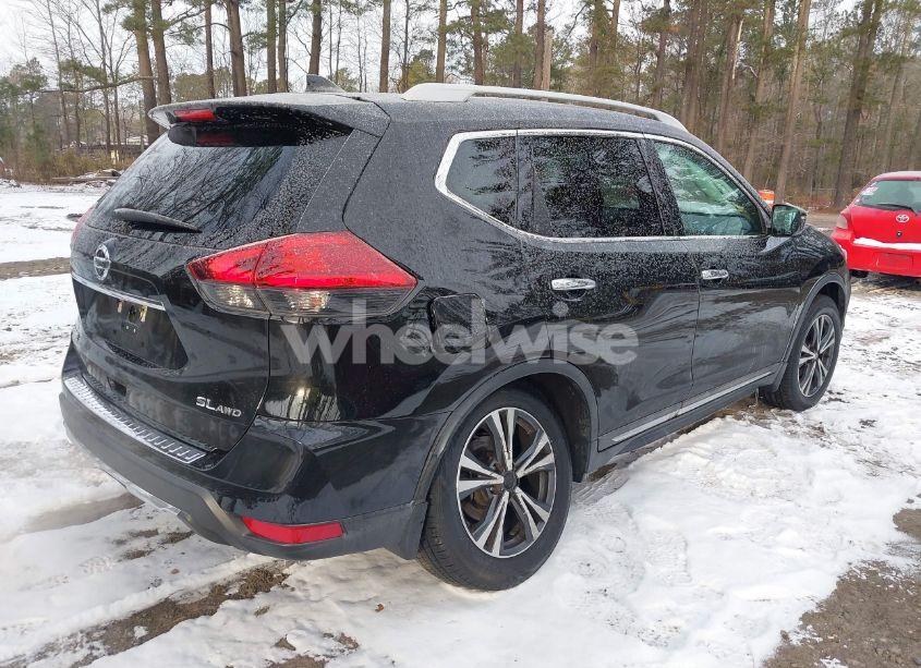 Photo 4 of 2017 Nissan Rogue SL (VIN 5N1AT2MV0HC840377)