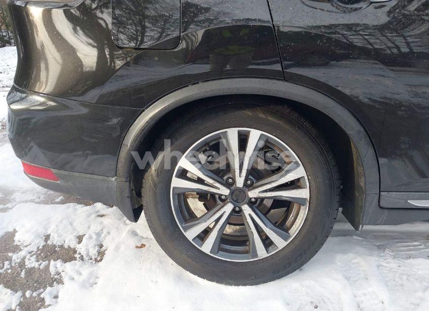 Photo 6 of 2017 Nissan Rogue SL (VIN 5N1AT2MV0HC840377)