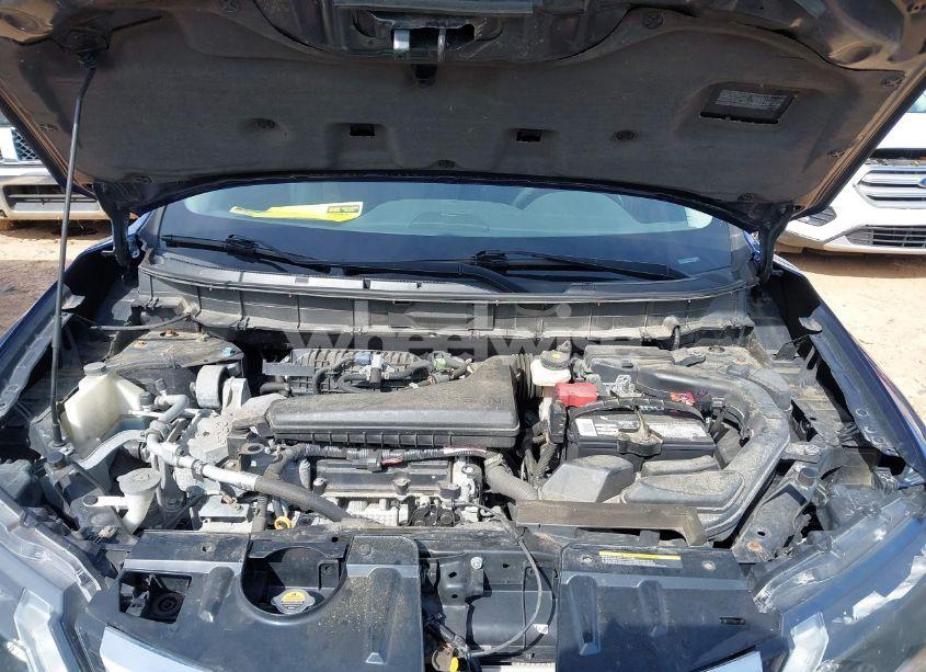 Photo 10 of 2017 Nissan Rogue SV (VIN 5N1AT2MV0HC841769)