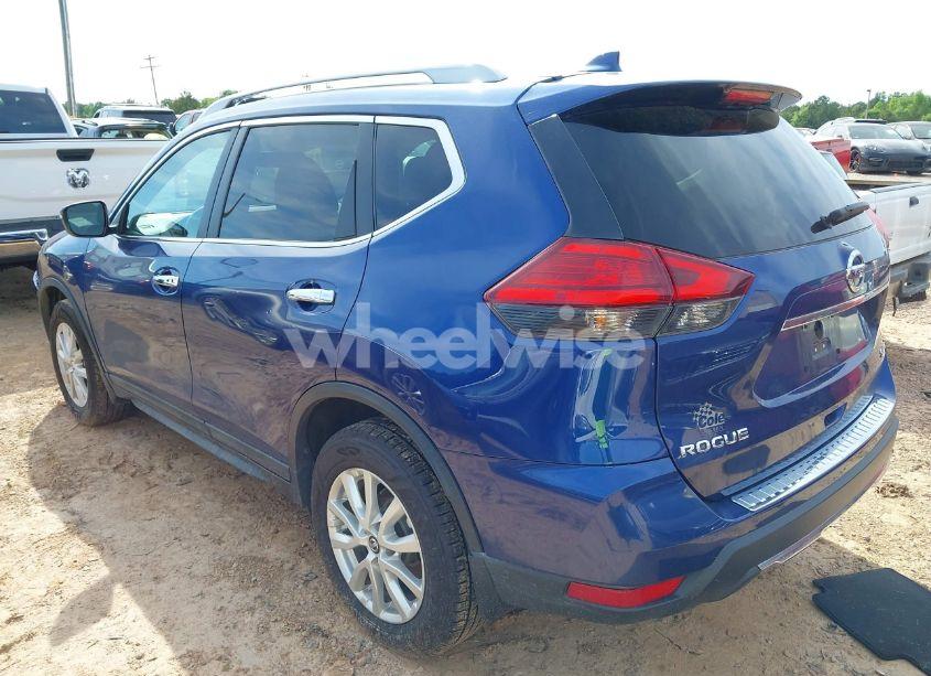 Photo 3 of 2017 Nissan Rogue SV (VIN 5N1AT2MV0HC841769)