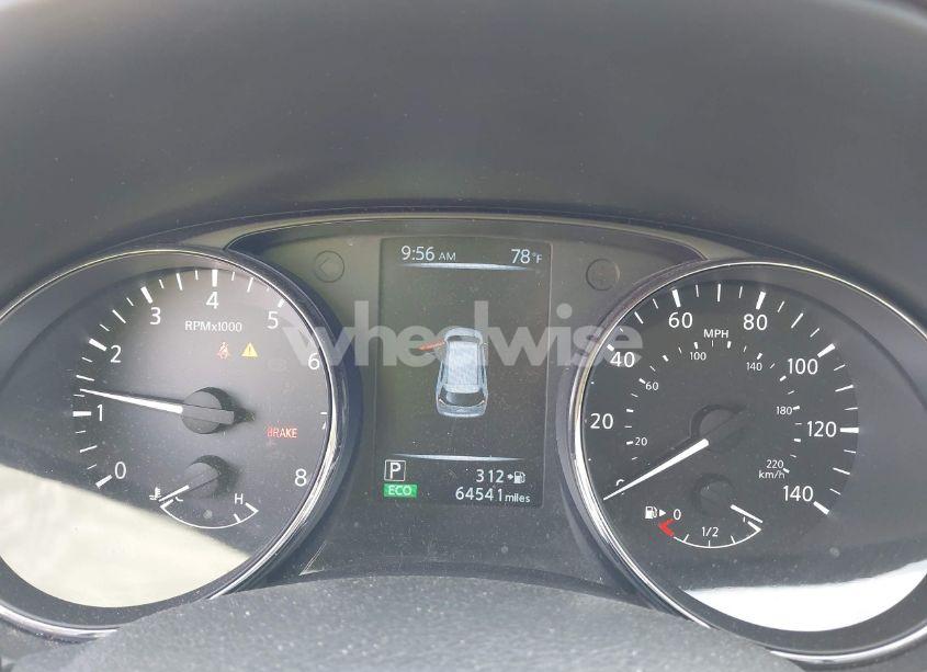 Photo 7 of 2017 Nissan Rogue SV (VIN 5N1AT2MV0HC841769)