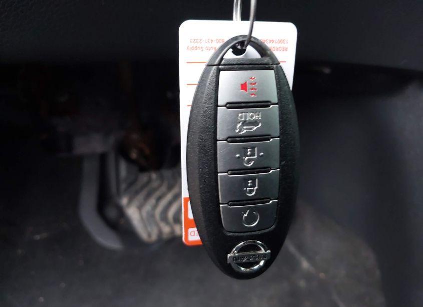 Photo 11 of 2017 Nissan Rogue SV (VIN 5N1AT2MV0HC888011)