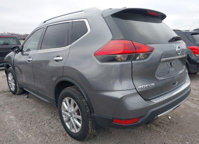 Photo 3 of 2017 Nissan Rogue SV (VIN 5N1AT2MV0HC888011)