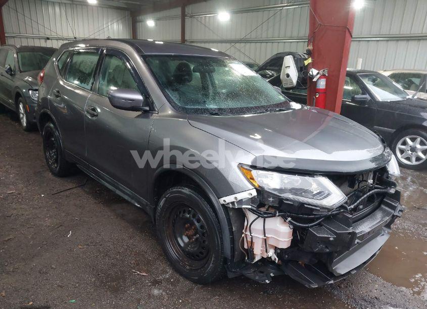 2018 Nissan Rogue S/SL/SV (VIN 5N1AT2MV0JC723999) main photo