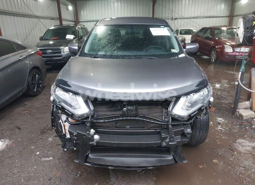 Photo 12 of 2018 Nissan Rogue S/SL/SV (VIN 5N1AT2MV0JC723999)